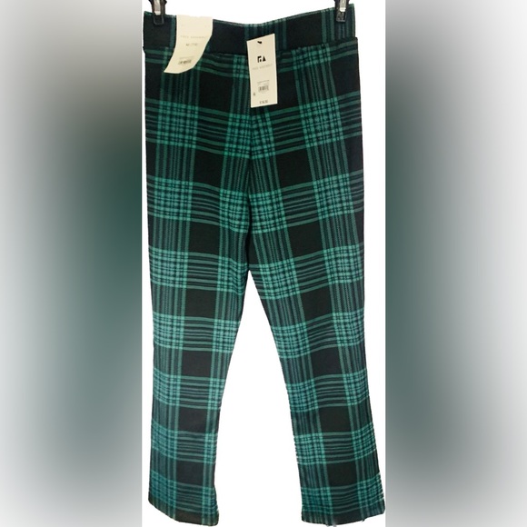Flare Leg Pants for Girls NWT Girls Size Medium (7/8)
Color Black (Plaid) - Picture 3 of 9